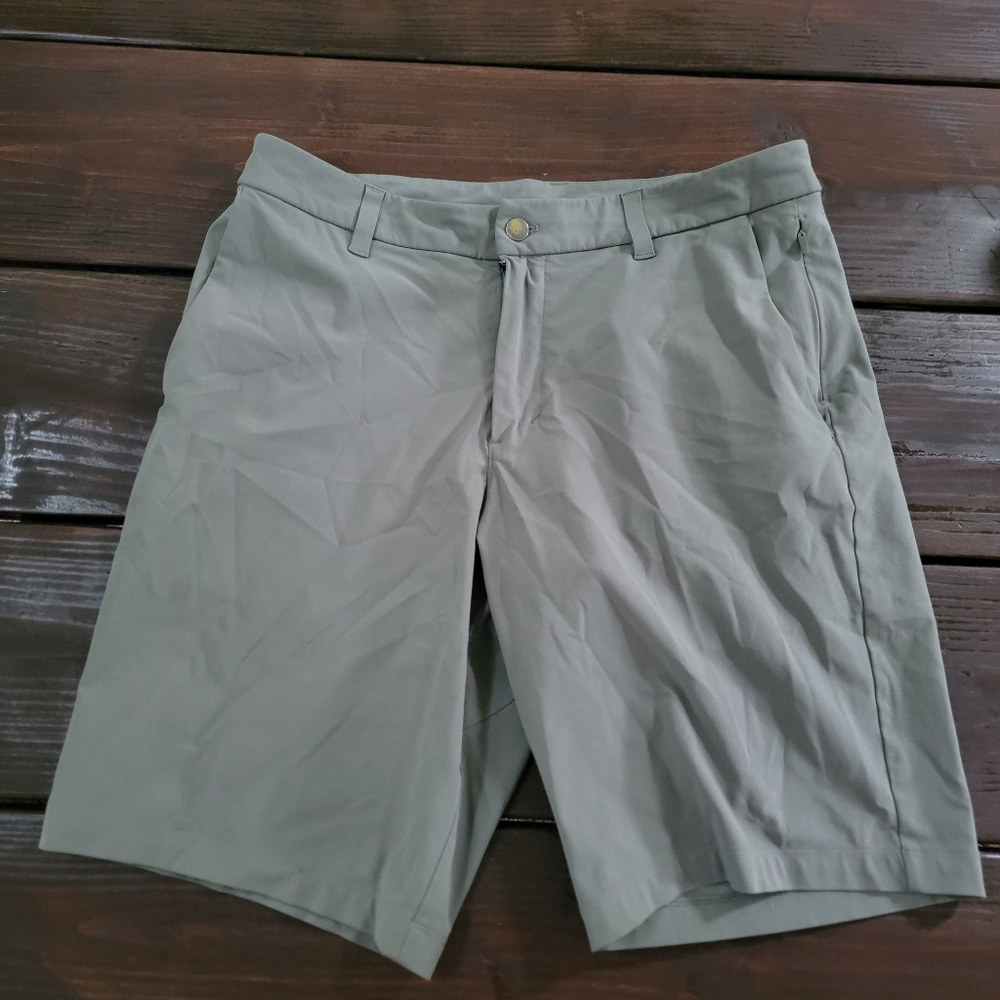 Lululemon Commision Short 33